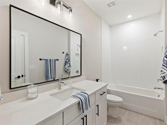 Building Photo - 355 Chiswick Cir