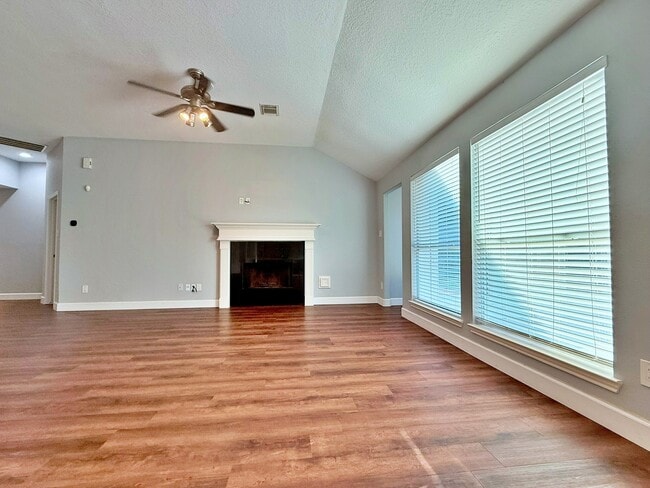 Building Photo - 3610 Maple Pass Ct