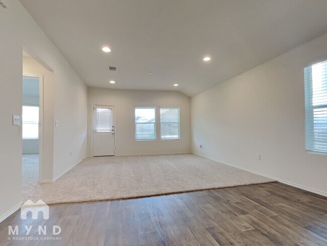 Building Photo - 14926 Talus Rd