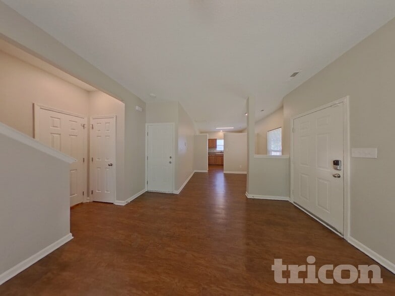 Building Photo - 8872 Treyburn Dr