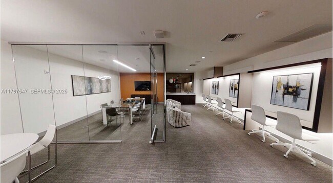 Building Photo - 5350 NW 84th Ave