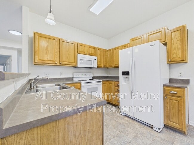 Building Photo - 11624 W 62nd Pl
