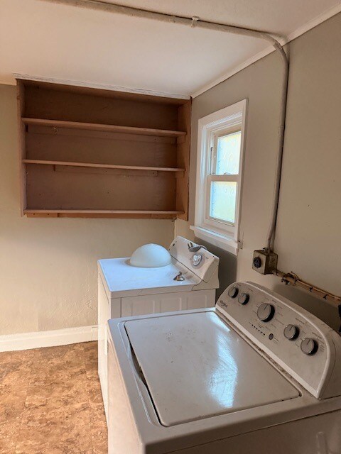 Building Photo - 5435 Douglas Rd