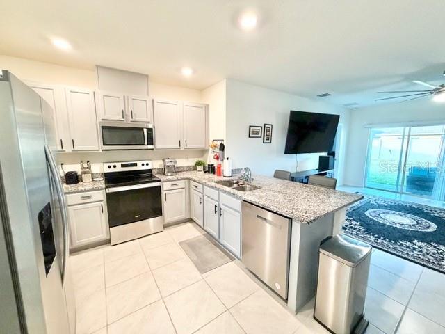 Building Photo - 3604 Sungrove Cir