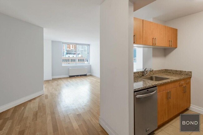 Building Photo - 776 Sixth Avenue