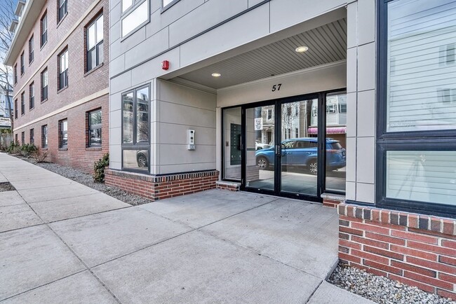 Building Photo - 57 L St