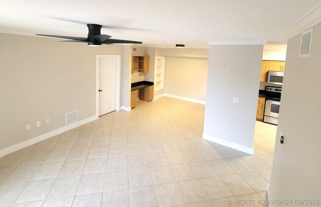 Building Photo - 6418 Emerald Dunes Dr