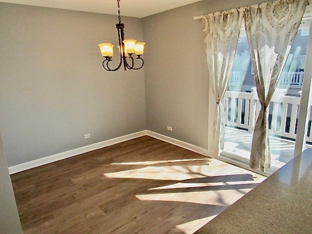 Building Photo - 2667 Woodmere Dr