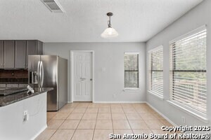 Building Photo - 3935 Knollcross