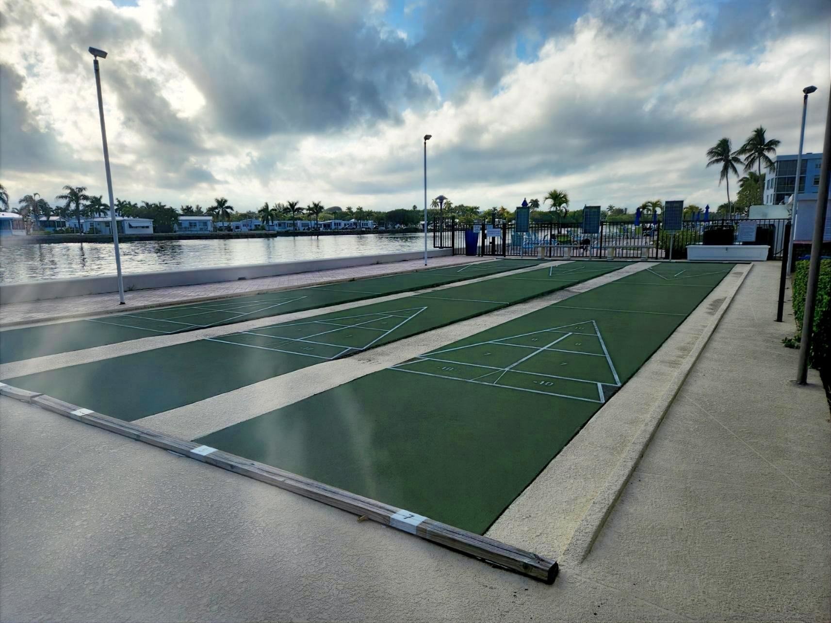 Building Photo - 2008 S Federal Hwy