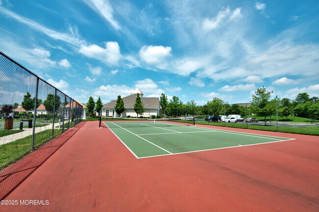 Building Photo - 40 Demarest Dr