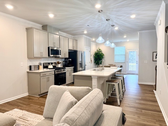 Building Photo - 508 Light Oak Way