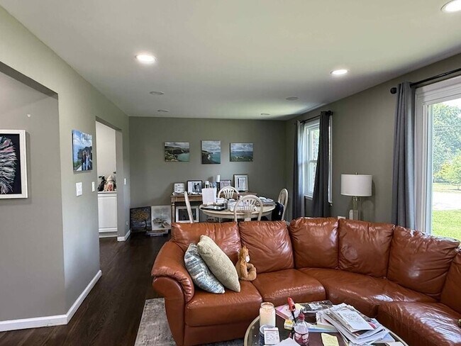 Building Photo - 6416 Henry Ford Dr