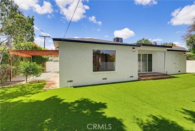 Building Photo - 5440 Alcove Ave
