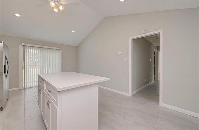 Building Photo - 5138 Danfield Dr