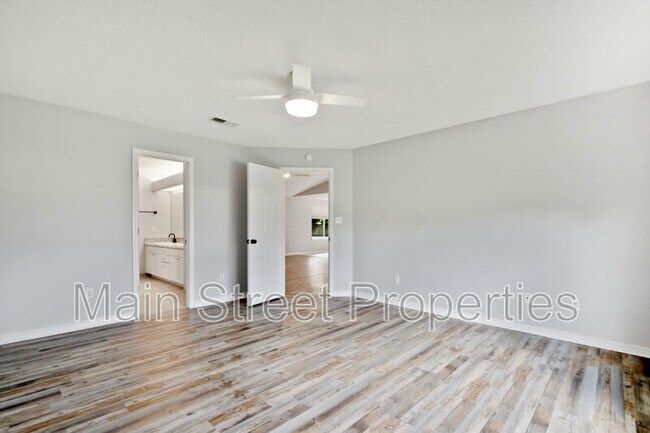 Building Photo - 9075 Caribbean Dr