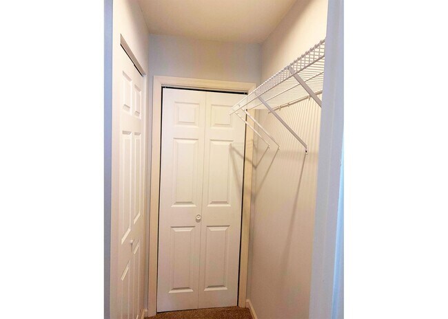 Building Photo - 3227 Bishop St