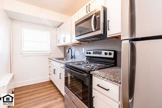 Building Photo - 1823 Griswold Dr