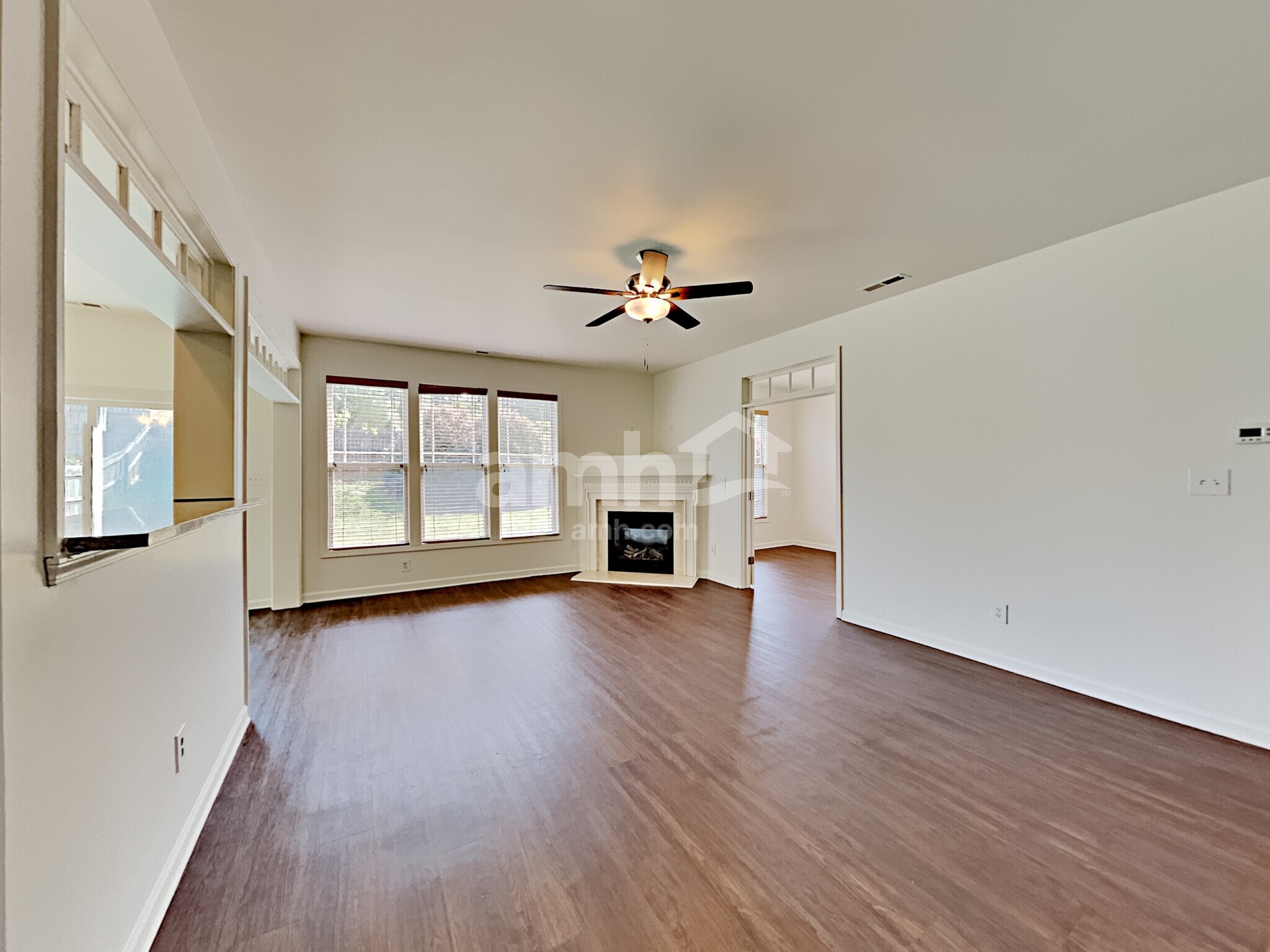 Building Photo - 1119 Bridlemine Dr