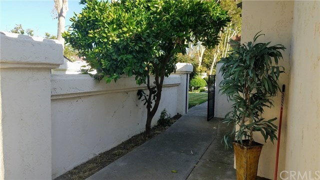 Building Photo - 31446 Via La Senda