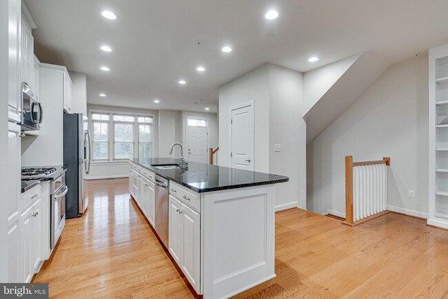 Building Photo - 11357 Ridgeline Rd
