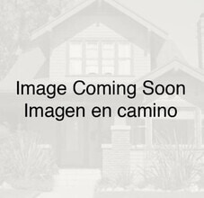 Building Photo - Villas at 91st