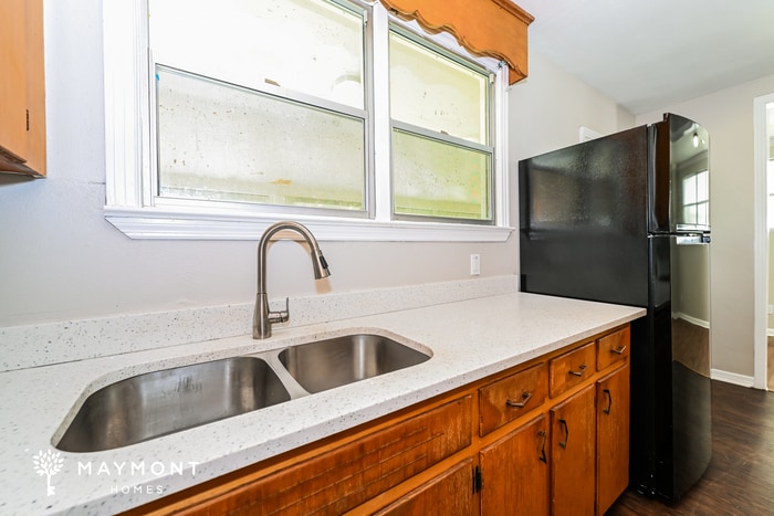 Building Photo - 5442 Marcia Cir