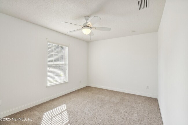 Building Photo - 669 Picasso Ave