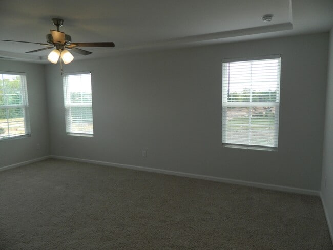 Building Photo - 1197 Little Gem Ln