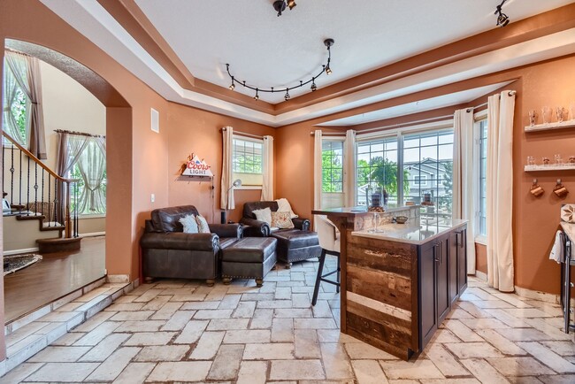 Building Photo - Luxury Golden Home with Private Pool & Bac...