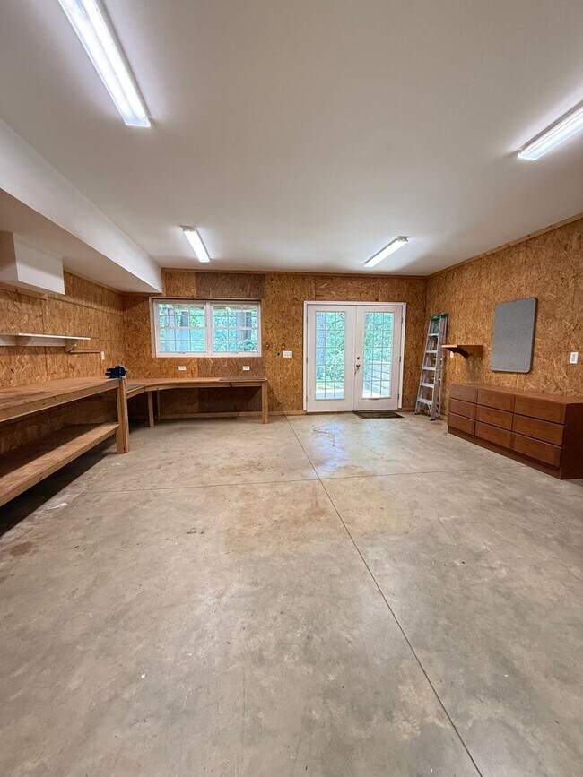 Building Photo - 142 Riverview Plantation Dr