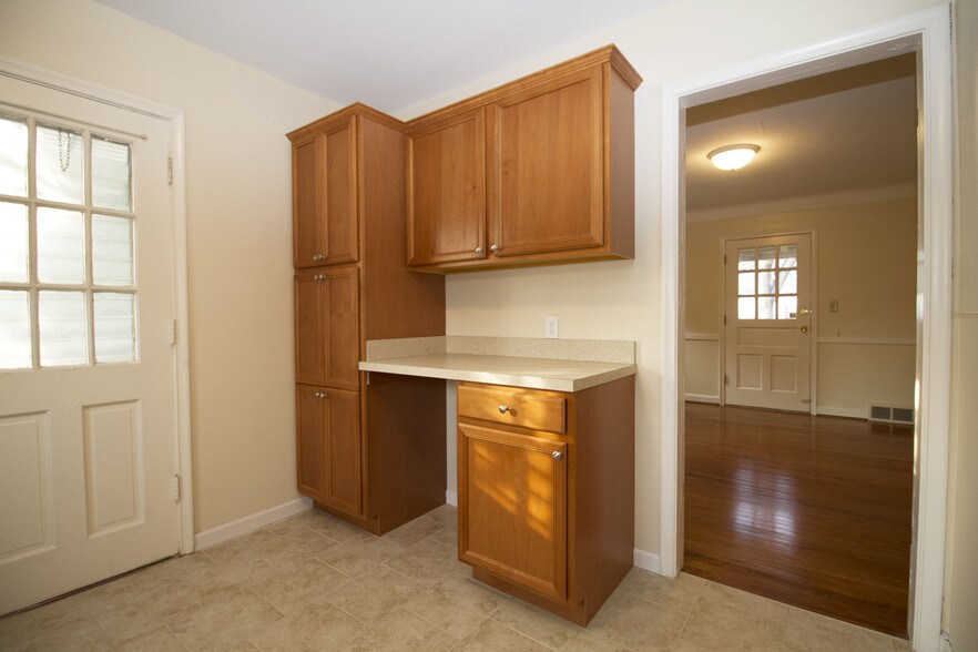 Building Photo - 3139 Cheltenham Rd