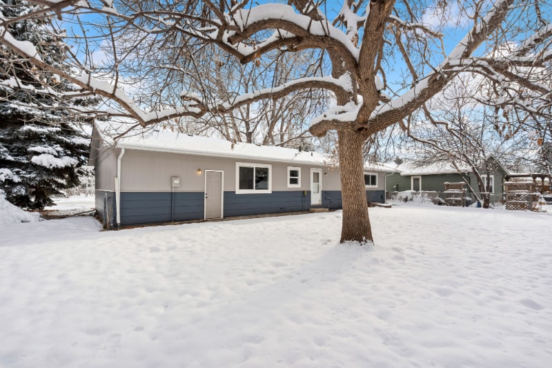 Building Photo - 413 Irish Dr