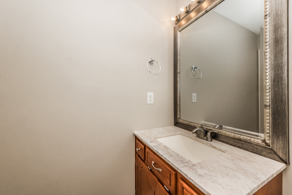 Building Photo - 3724 Belle Oaks Dr
