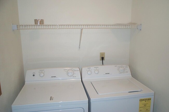 Laundry Room - 1832 Bright View Dr