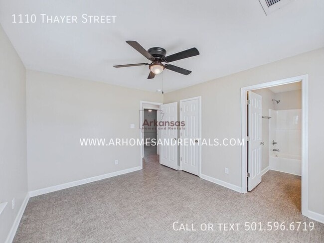 Building Photo - 1110 Thayer St