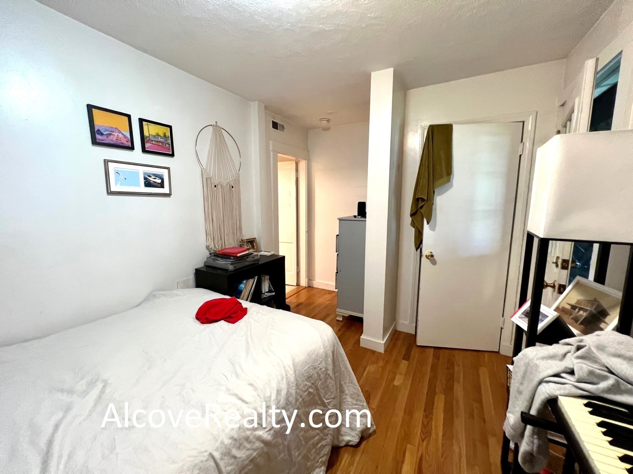 Building Photo - 225 Summer St