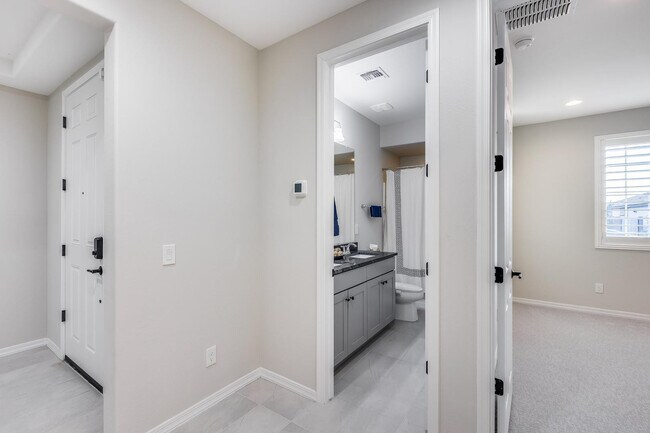 Building Photo - 7308 W Tombstone Trail