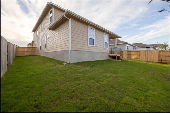 Building Photo - 353 Spiny Lizard Ln
