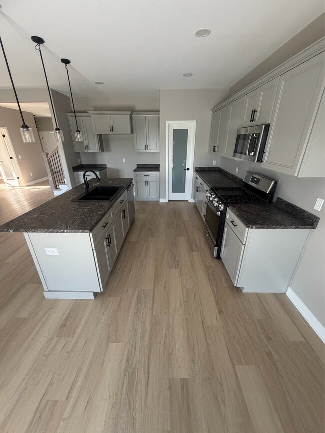 Building Photo - 1216 Switchfoot Dr