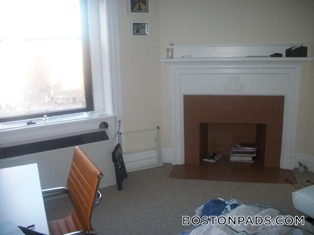 Building Photo - 62 Boylston St