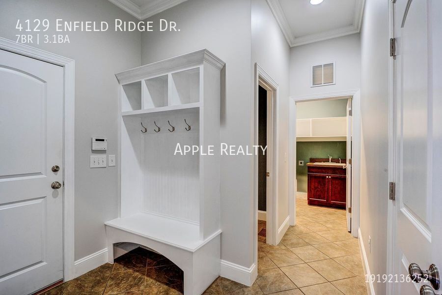 Building Photo - 4129 Enfield Ridge Dr