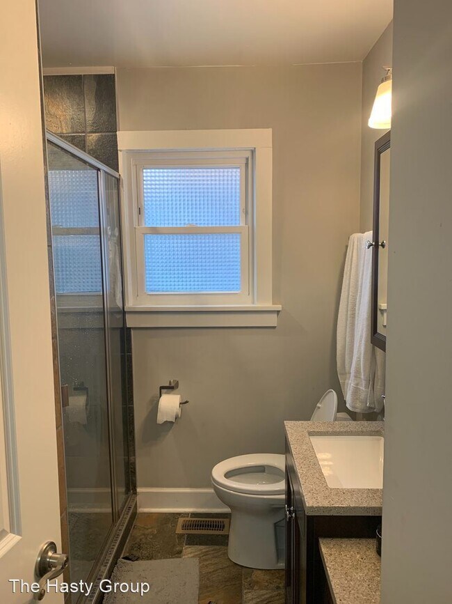 Building Photo - 2 br, 1 bath House - 4236 Holly, Unit A