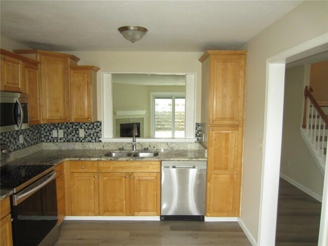 Building Photo - 4036 Oak Glenn Dr