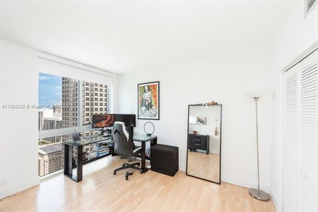 Building Photo - 325 S Biscayne Blvd