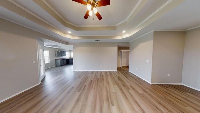 Building Photo - Oakwood Manor