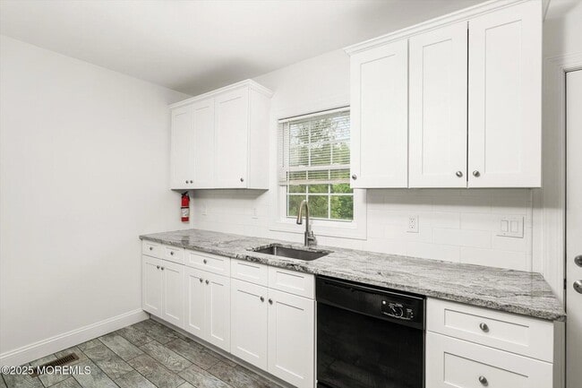 Building Photo - 1253 Yardville Allentown Rd