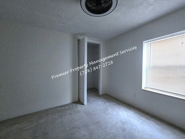 Building Photo - 455 E Jefferson St