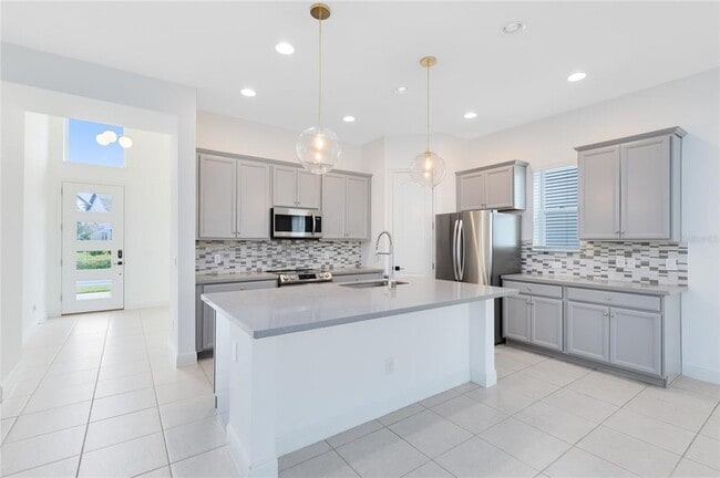 Building Photo - 8250 Nemours Pkwy