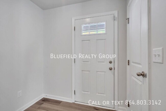 Building Photo - 139 Irish Vine Walk
